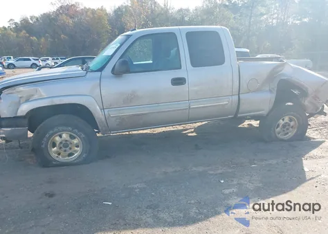 2004 Chevrolet Silverado 1500 Z71 из США, поврежденный, VIN 1GCEK19T94E226114